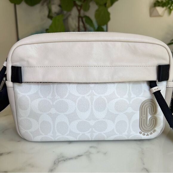 COACH Edge Crossbody In Signature Canvas & Leather 2338 Chalk White Black Bag - Picture 2 of 14